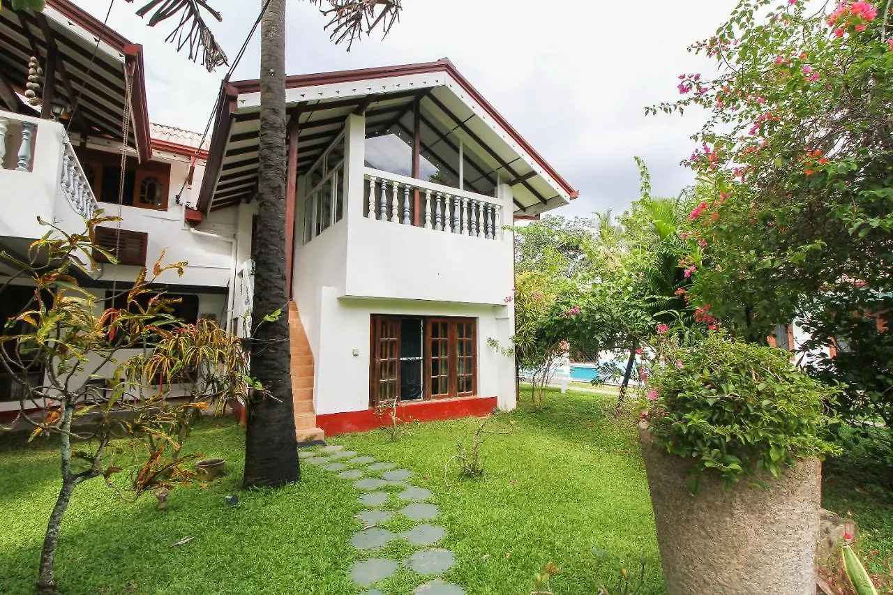 Lioni Holidays Villa Negombo Sri Lanka