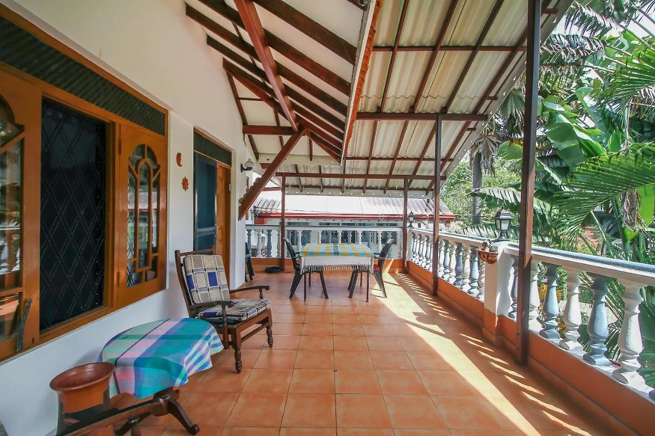 Lioni Holidays Villa Негомбо 3*,  Шри-Ланка